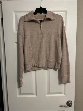 Universal Thread Women’s Half-Zip Collared Sweater in Taupe